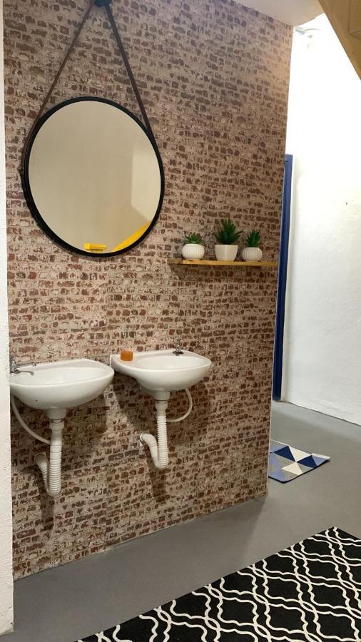 Albergue Vilarejo Pinheiros *